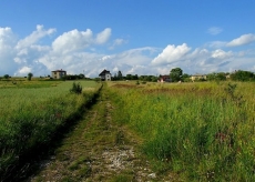 powiększ
