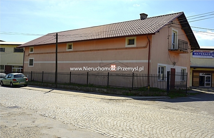 Obiekt komercyjny na wynajem o pow. 220 m2