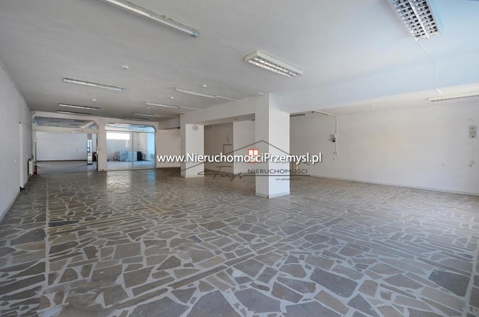 Obiekt komercyjny na wynajem o pow. 269 m2
