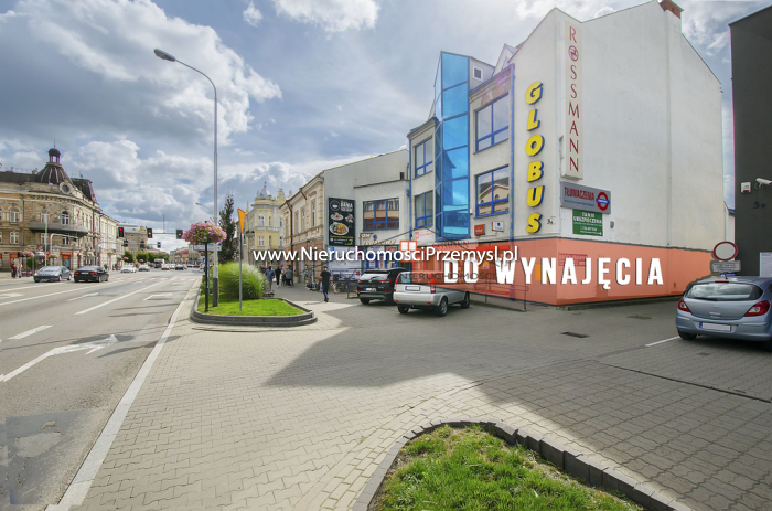 Obiekt komercyjny na wynajem o pow. 271 m2