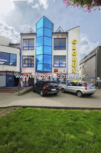 Obiekt komercyjny na wynajem o pow. 271 m2