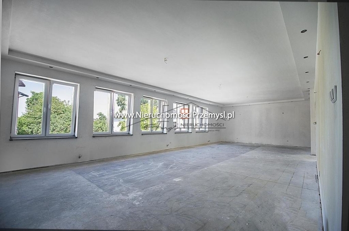 Obiekt komercyjny na wynajem o pow. 118 m2