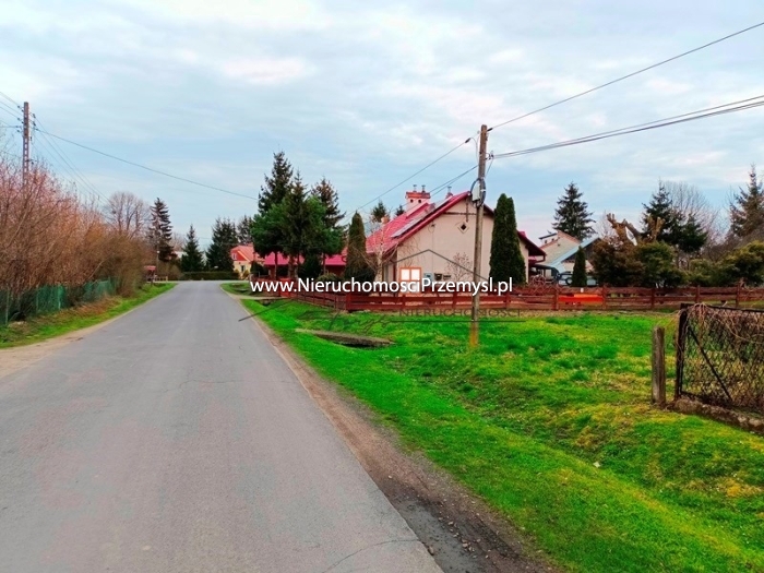 Działka na sprzedaż o pow. 1800 m2