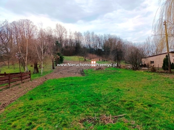 Działka na sprzedaż o pow. 1800 m2