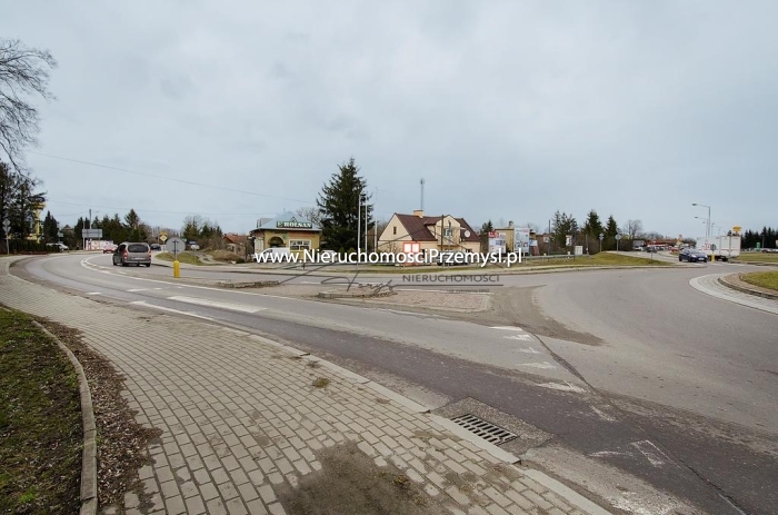 Obiekt komercyjny na wynajem o pow. 300 m2
