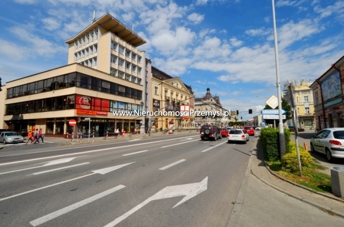 Obiekt komercyjny na wynajem o pow. 294 m2