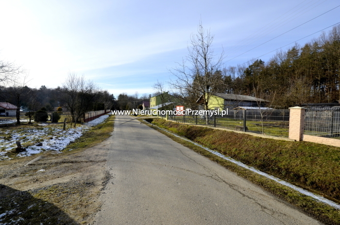 Działka na sprzedaż o pow. 1600 m2