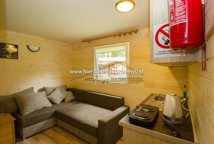 Obiekt komercyjny na sprzedaż o pow. 2800 m2