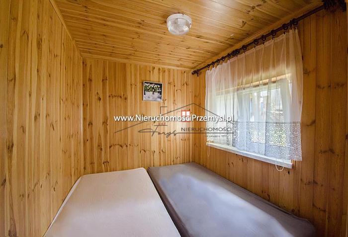 Obiekt komercyjny na sprzedaż o pow. 2800 m2