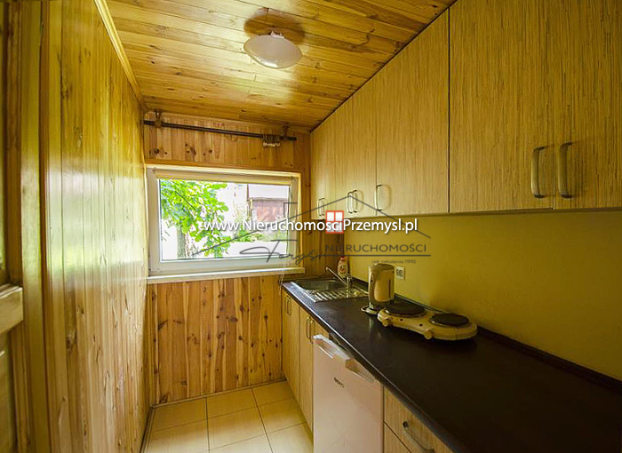 Obiekt komercyjny na sprzedaż o pow. 2800 m2