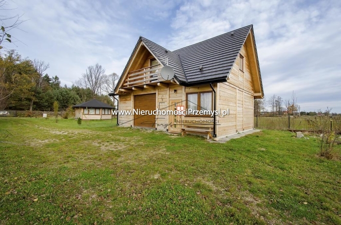 Dom na sprzedaż o pow. 210 m2