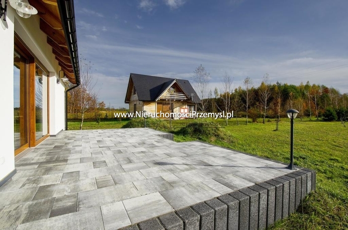 Dom na sprzedaż o pow. 210 m2