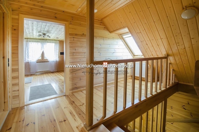 Dom na sprzedaż o pow. 210 m2