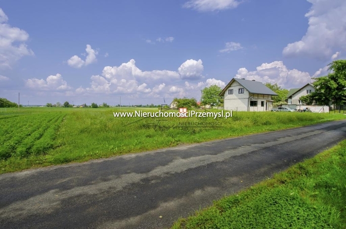 Działka na sprzedaż o pow. 1453 m2