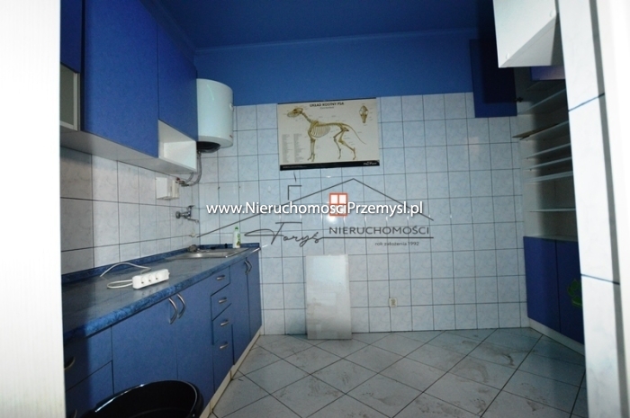 Obiekt komercyjny na wynajem o pow. 300 m2