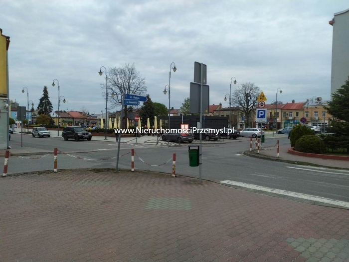 Obiekt komercyjny na sprzedaż o pow. 220 m2