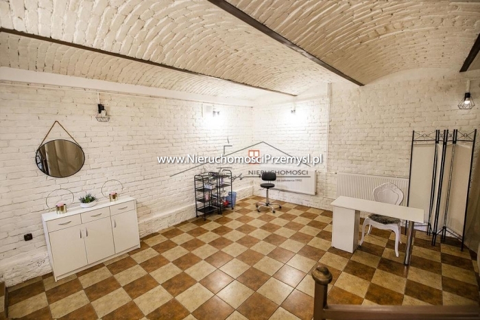 Obiekt komercyjny na sprzedaż o pow. 130 m2