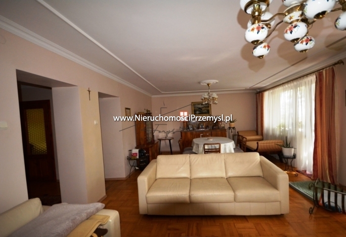 Dom na sprzedaż o pow. 220 m2
