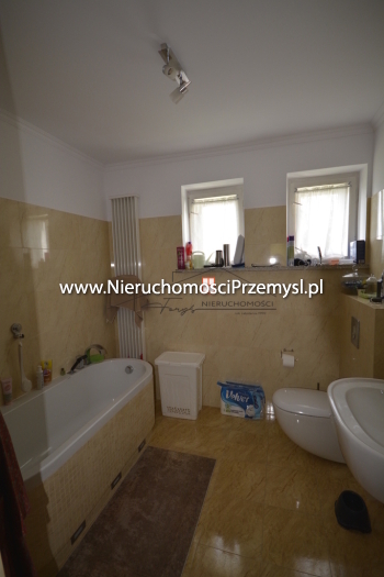 Dom na sprzedaż o pow. 220 m2