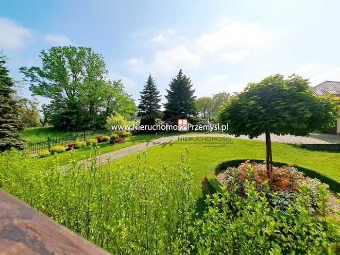 Dom na sprzedaż o pow. 250 m2